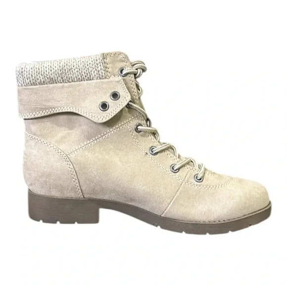 St. John’s Bay Yukka Memory Foam Stacked Heel Lace Up Boots Size 8 NWT - Picture 9 of 13